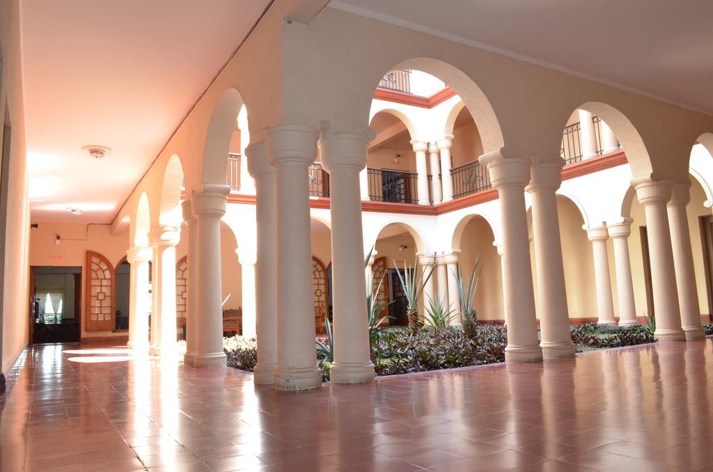 Hotel Los Monteros Ciudad Victoria Exterior photo