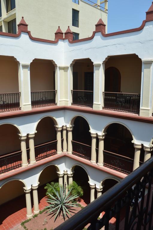 Hotel Los Monteros Ciudad Victoria Exterior photo